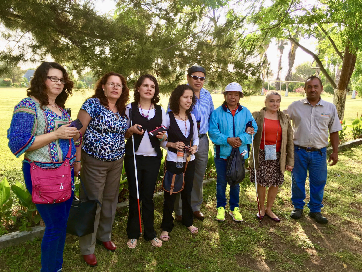 Grupo en una actividad de integración al aire libre